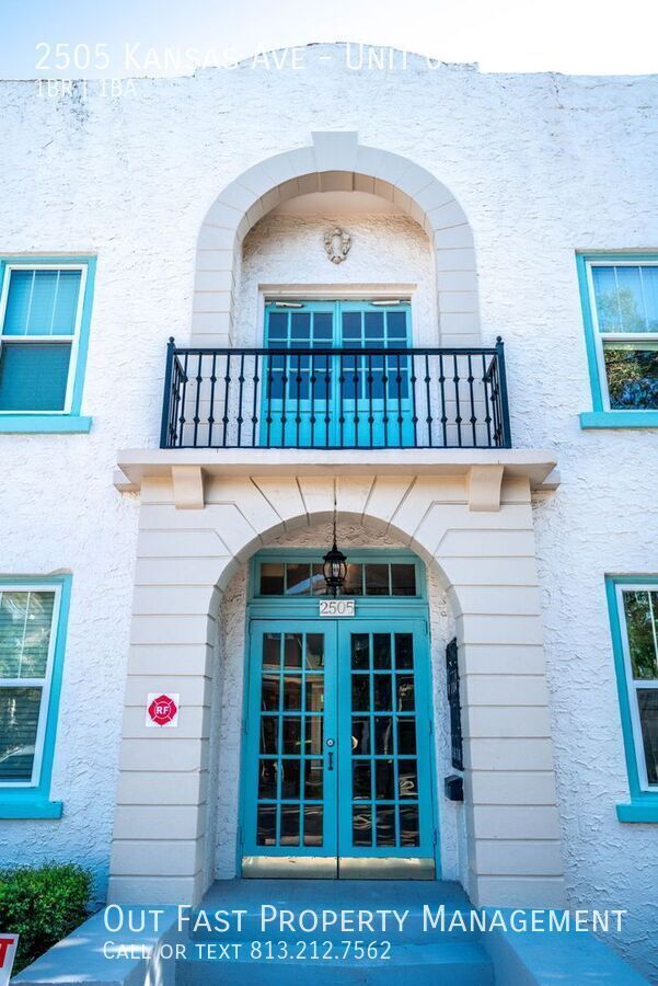 Building Photo - 2505 W Kansas Ave