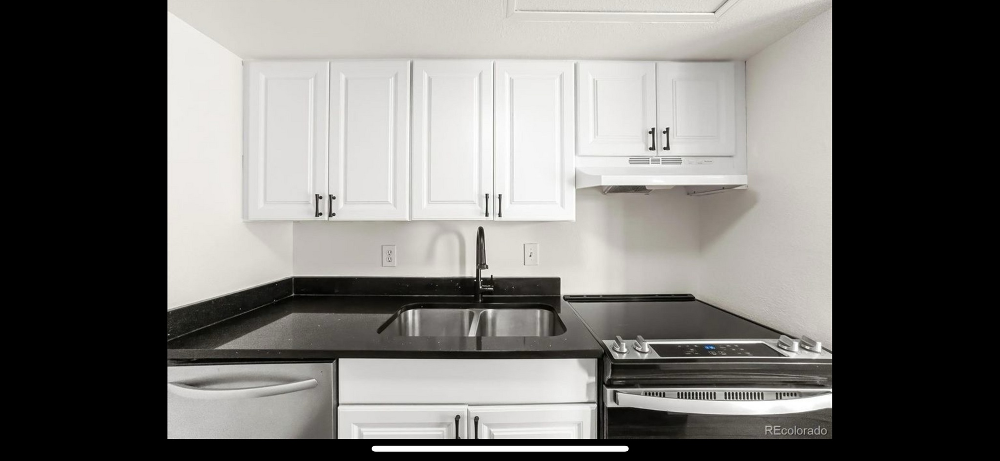 Building Photo - 3315 S Monaco Pky