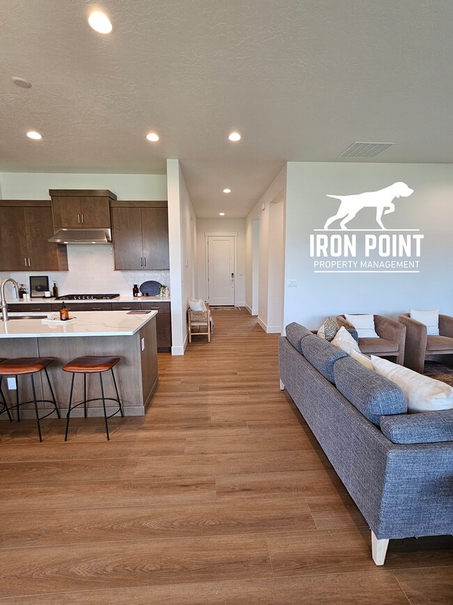 Building Photo - Brand New 4bed/3 bath home w/office, 2 car extended bay garage & all appliances included.