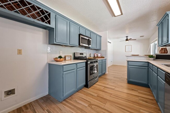 Building Photo - 4309 Kingfish Dr