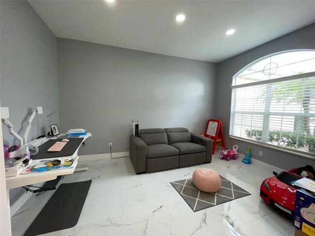 Building Photo - 9736 Osprey Landing Dr