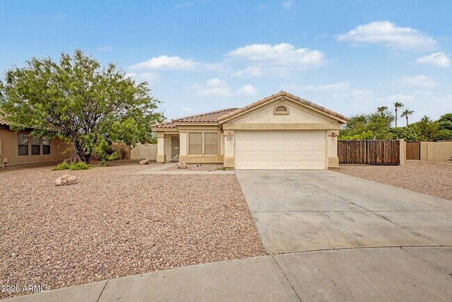 Building Photo - 16550 N Naegel Dr