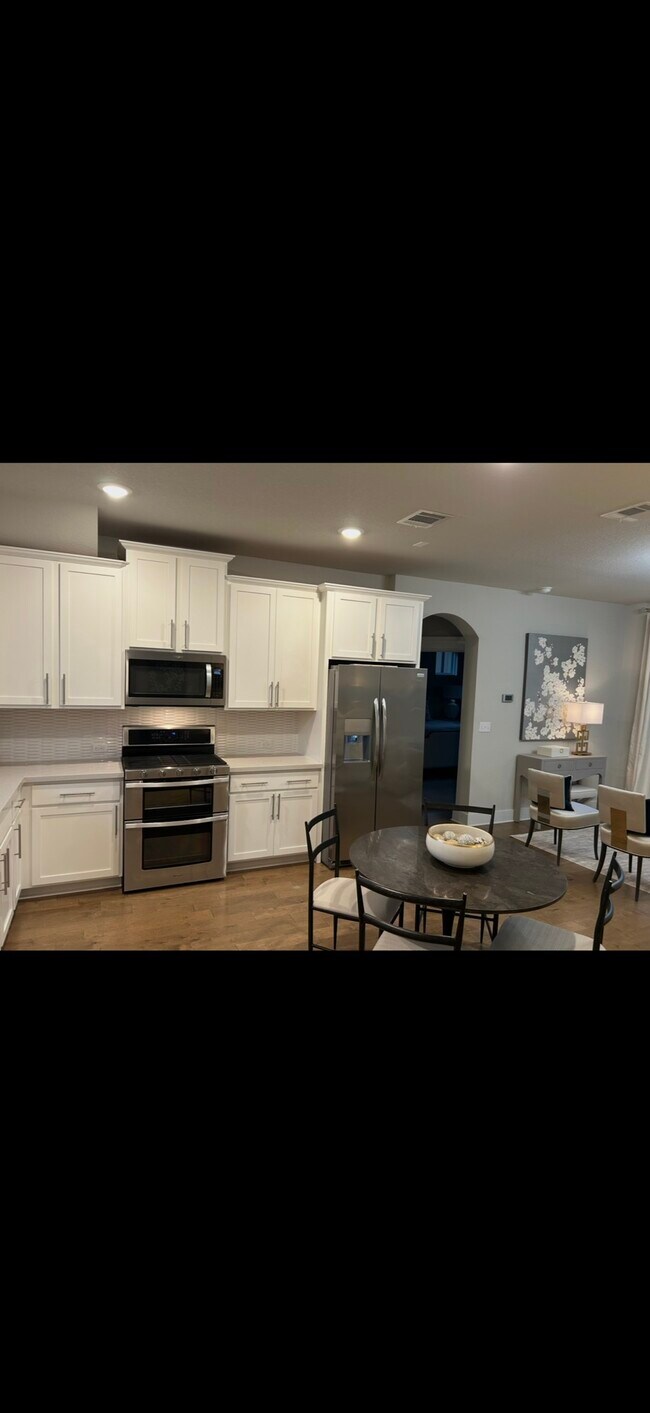 Building Photo - 142 Volterra Ln