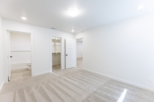 Building Photo - Beautiful New Construction Near New Frenship Schools!