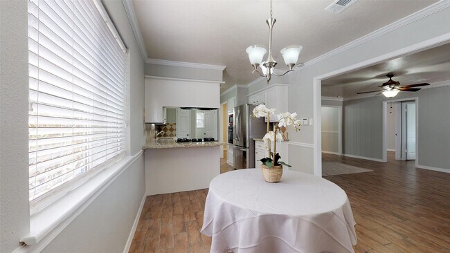 Building Photo - 24314 Spring Mill Ln