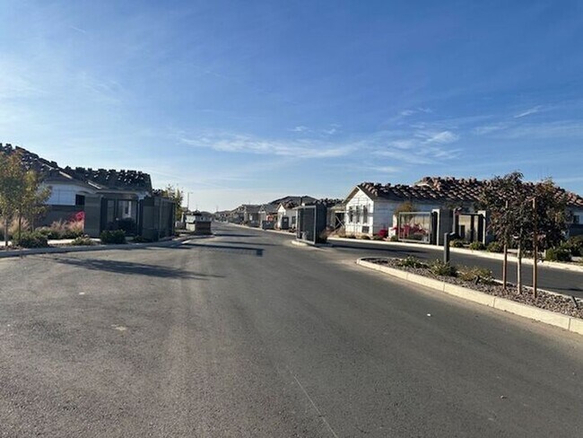 Building Photo - For Lease Now-$2,700 Built in 2023 beautif...