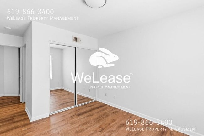 Building Photo - 10956 Creekbridge Pl