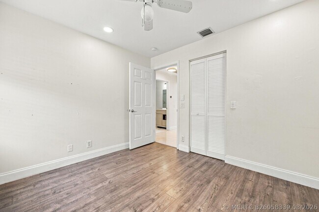 Building Photo - 1590 Orion Ln
