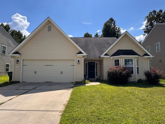 Primary Photo - 5BR 3BA Home with Screened Porch