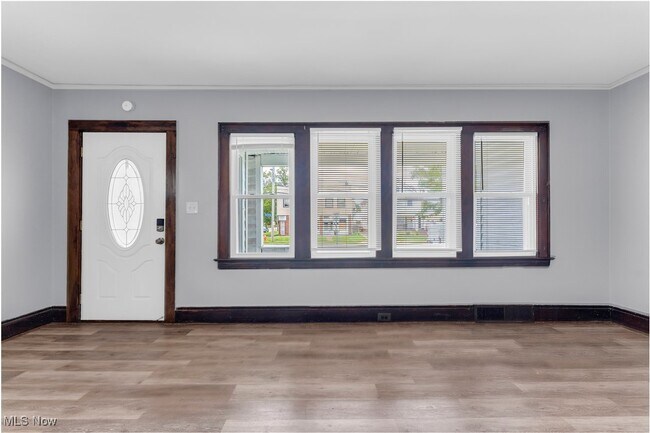 Building Photo - 3420 W 117th St