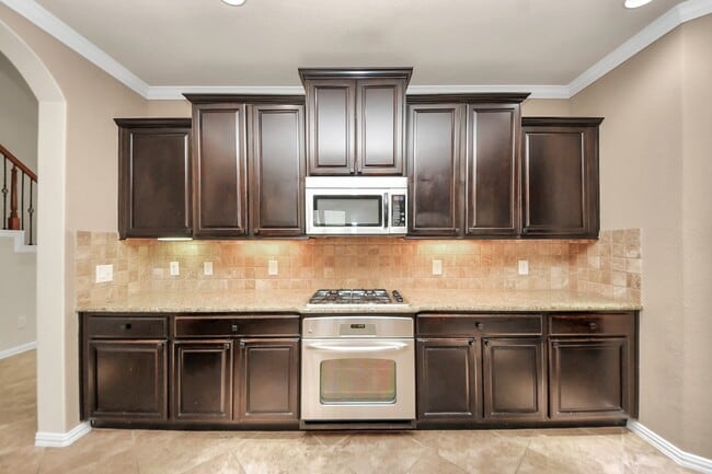 Building Photo - 12131 Cove Ridge Ln