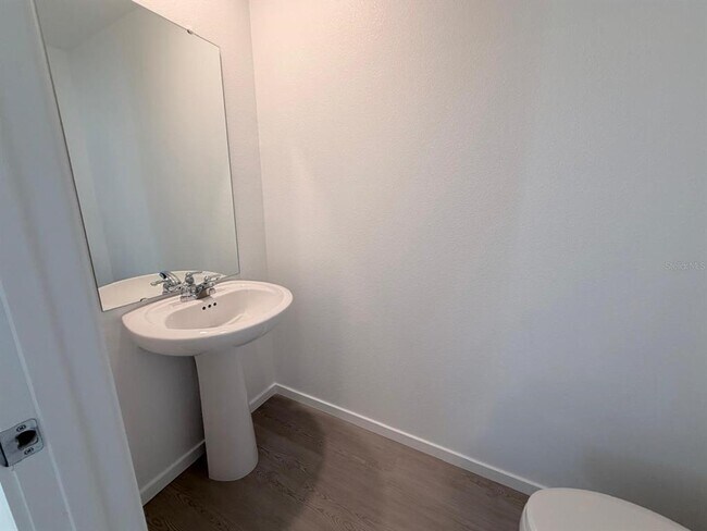 Building Photo - 1207 Orion St