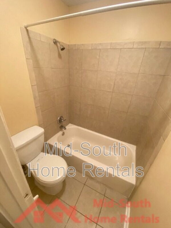 Building Photo - 4457 Walden Glen Cv