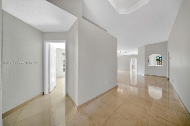 Building Photo - 10530 NW 52nd Terrace