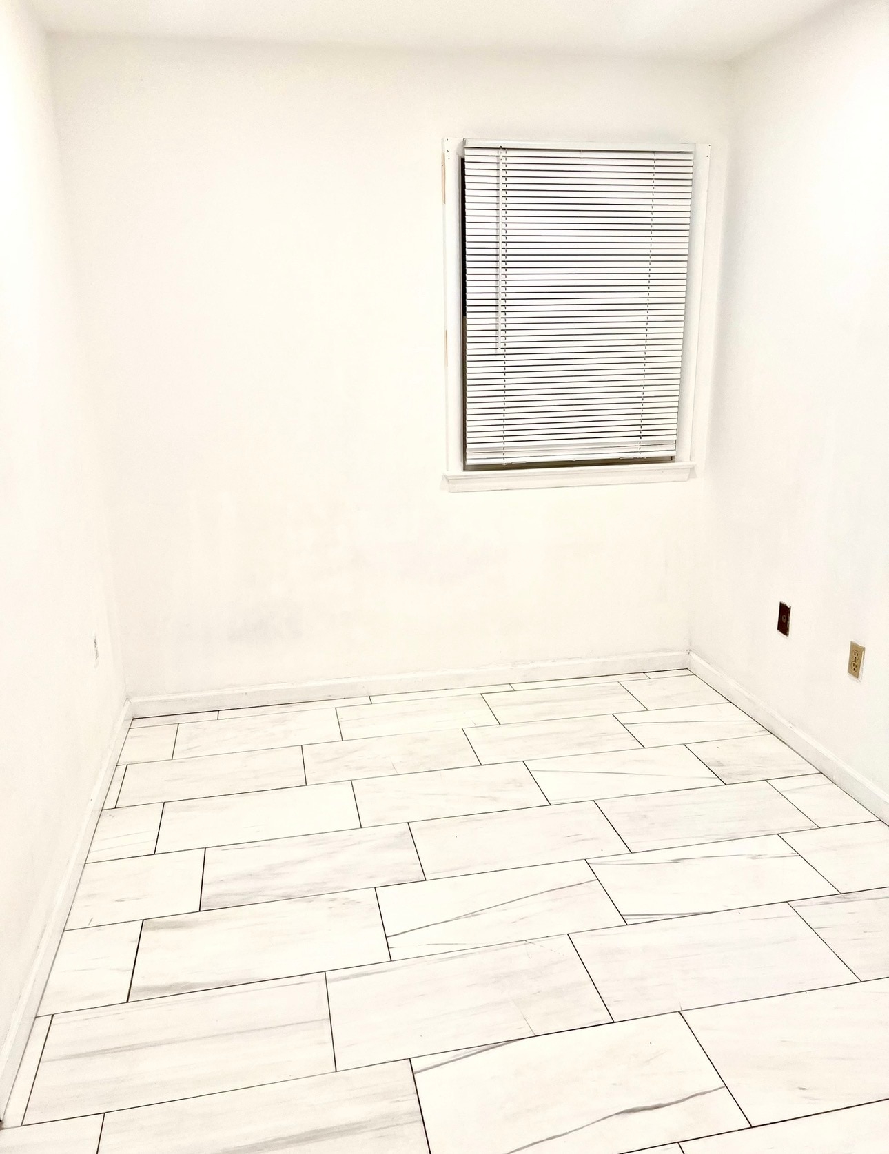 Building Photo - 8007 Prince Georges Dr