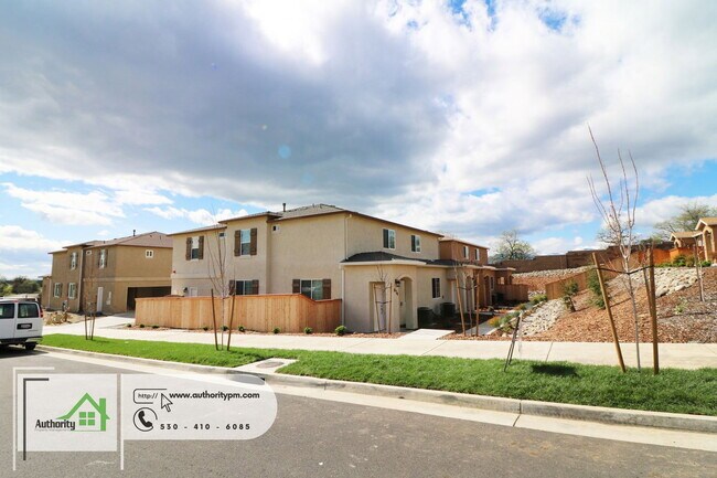 Building Photo - 674 Mission De Oro Dr
