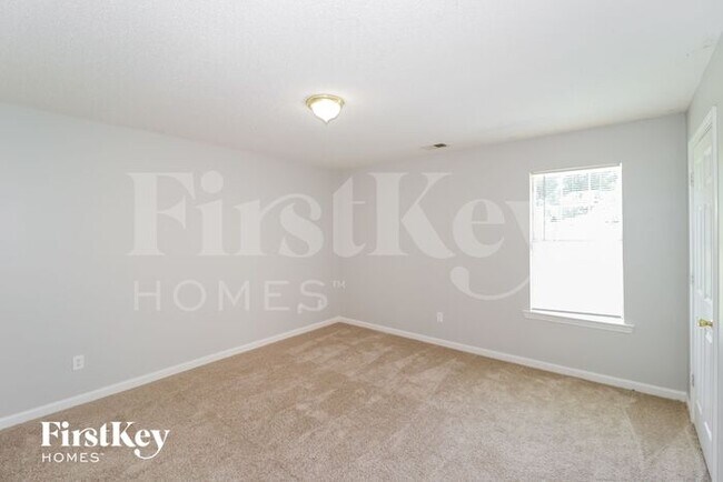Building Photo - 1225 Harpeth Dr