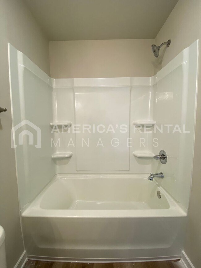 Building Photo - Home for Rent in Odenville, AL! Available to View with 48 Hours Notice!