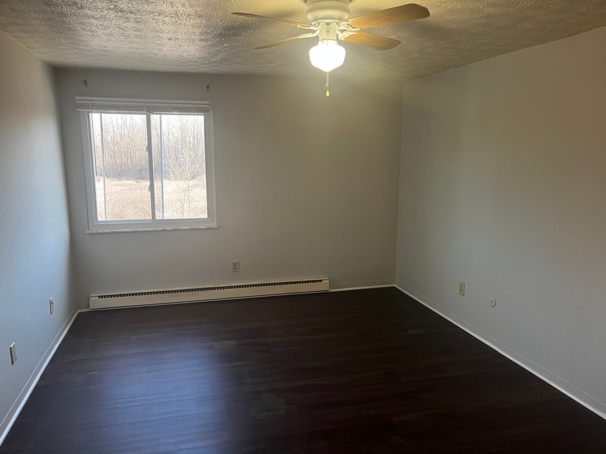 Building Photo - 4734 Castlebar St NW