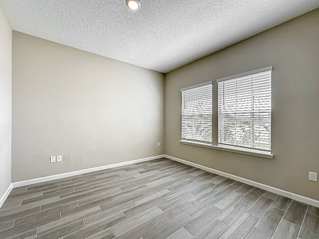 Building Photo - 9504 Lovage Ln