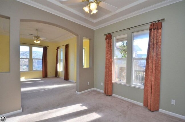Building Photo - Gorgeous Views from the Morning Star Subdi...