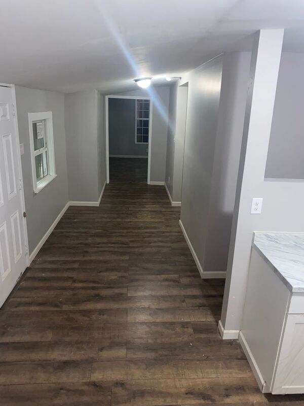 Building Photo - 1318 Glenn St