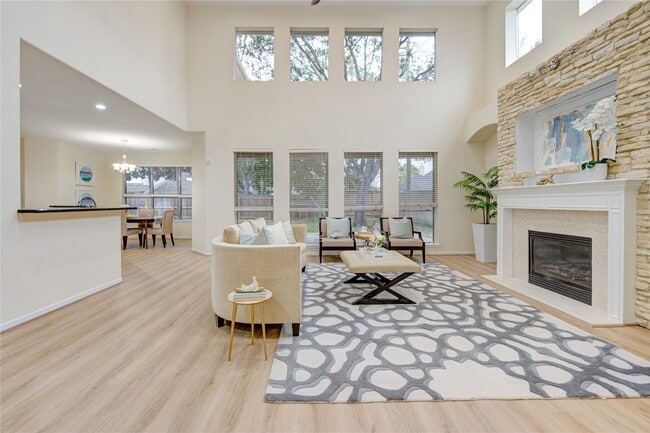 Building Photo - 2327 Centerbrook Ln