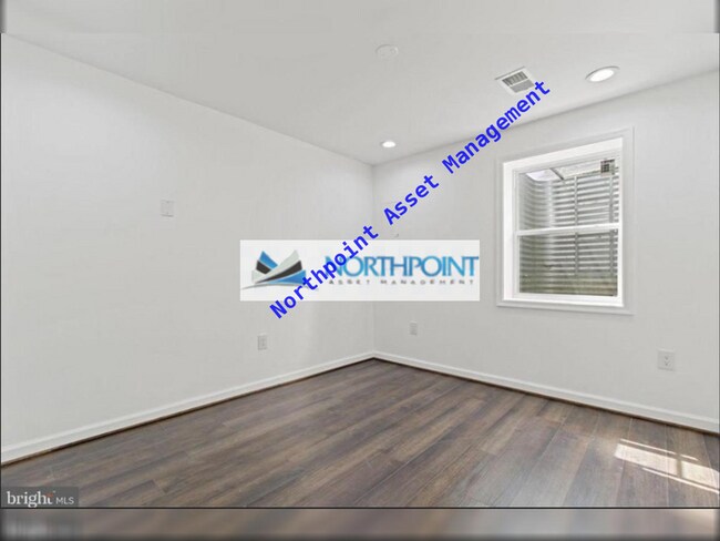 Building Photo - 3704 Blackwater Rd