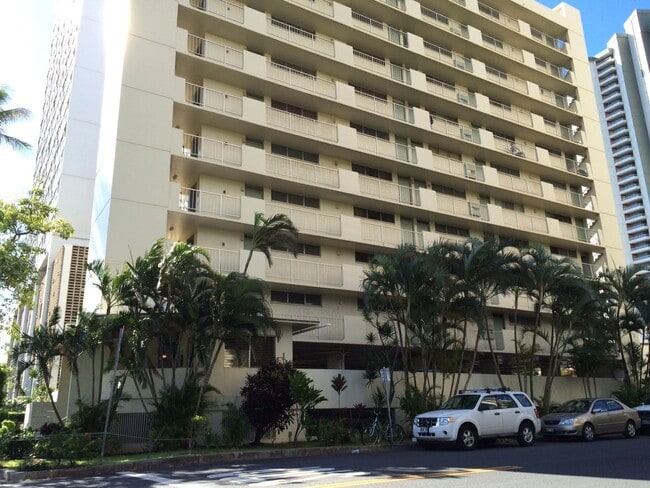 Building Photo - 1BR/1BA/1PK - Ala Wailani in Waikiki