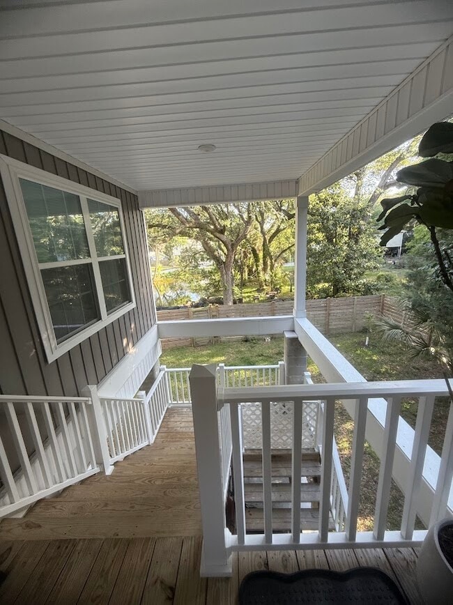 Building Photo - 406 Caverly Ln