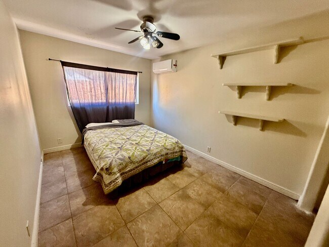 Building Photo - 4-BR Home with Horse Privileges in Apple Valley
