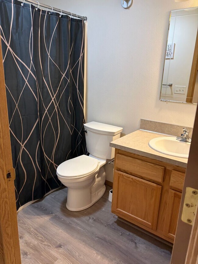 Building Photo - Ranch Style Home in Carlton