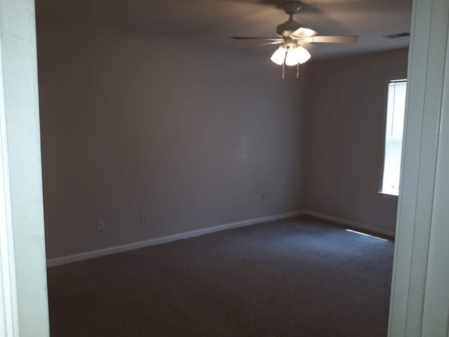 Building Photo - Delightful Two Bedroom Two Full Bath Home!
