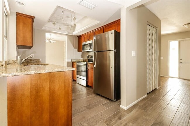 Building Photo - 1124 Danny Dr