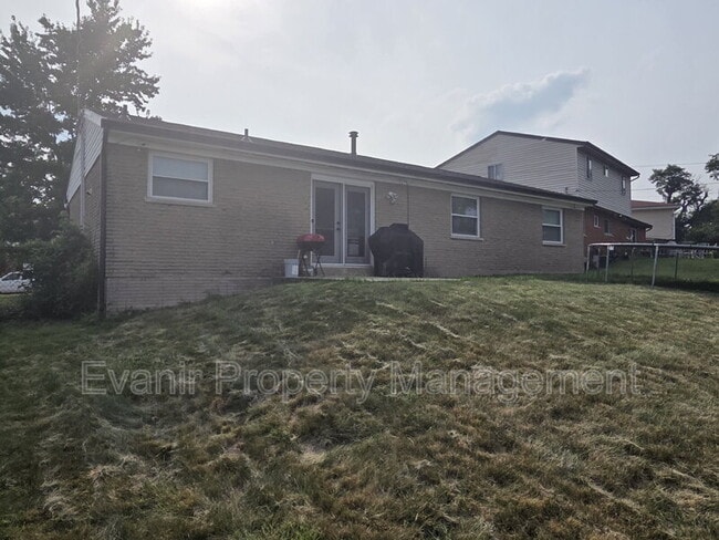 Building Photo - 11884 Hamden Dr