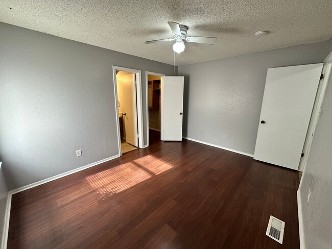 Building Photo - 3bed/2bath Home Available in Norman!