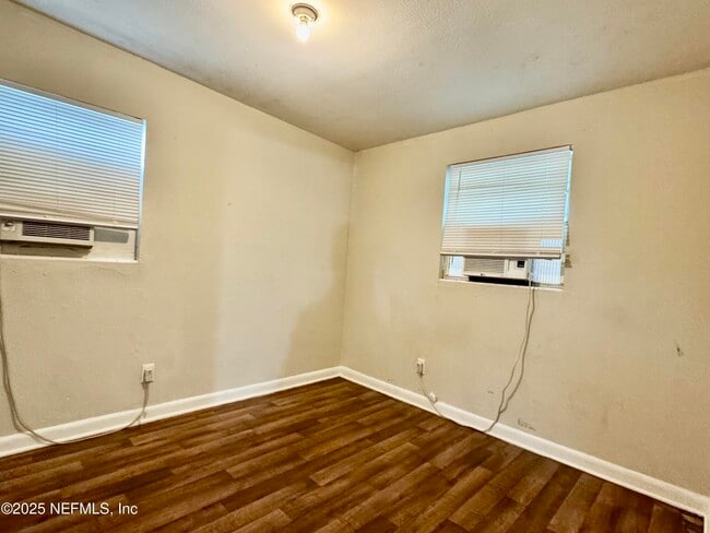 Building Photo - 1859 Doyon Ct