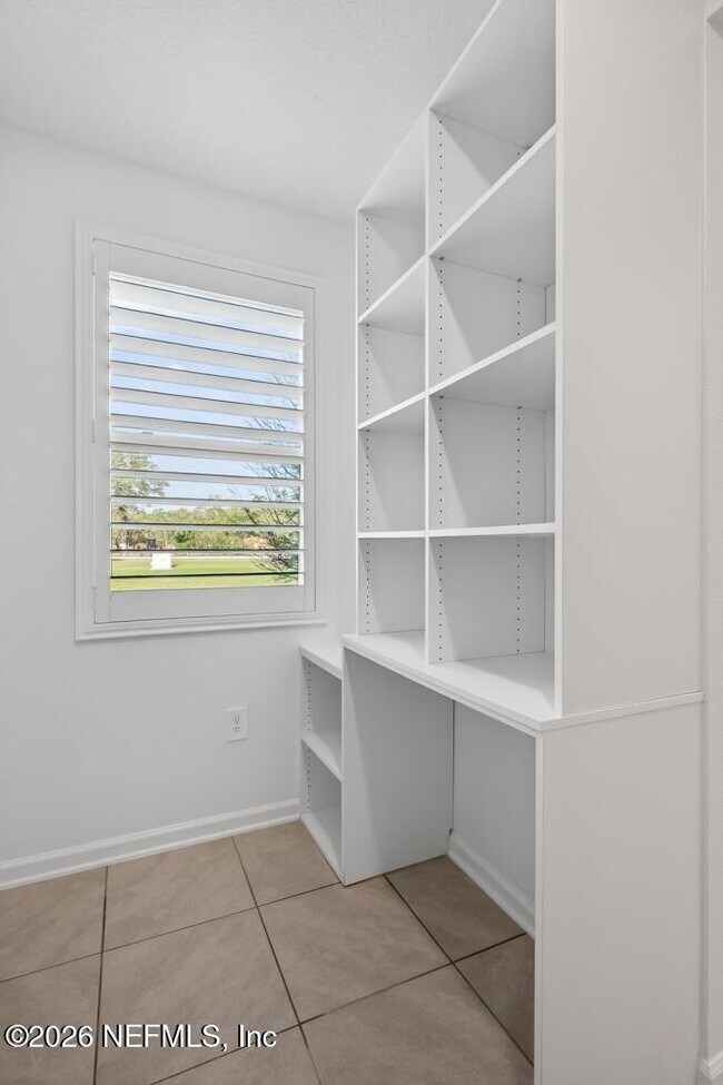 Building Photo - 45 Seaport Breeze Rd