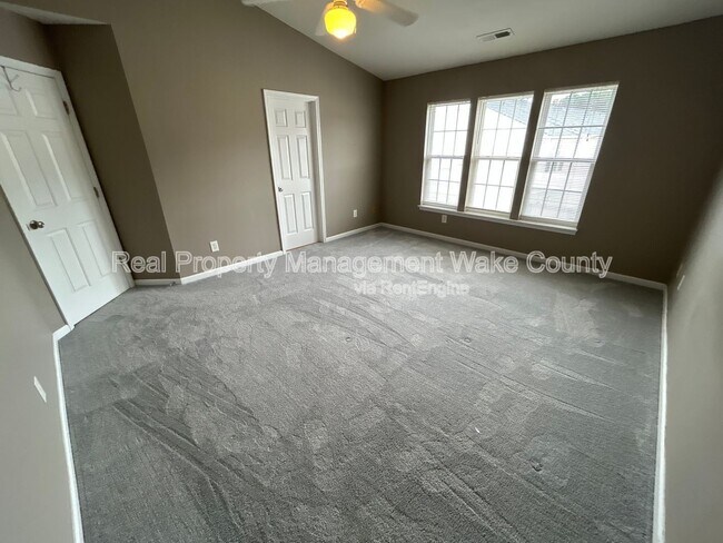 Building Photo - 8307 Glenwood Springs Ct
