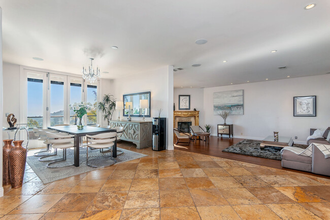 Main level living and dining area - 7218 Mulholland Dr