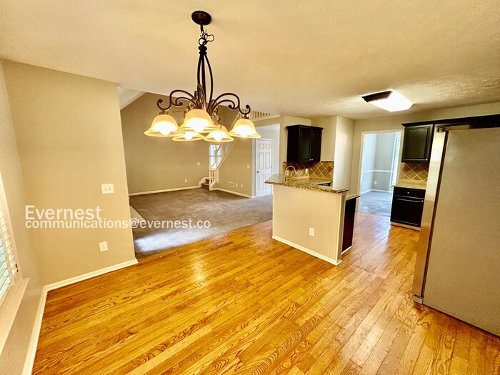 Building Photo - 715 Welford Rd NW