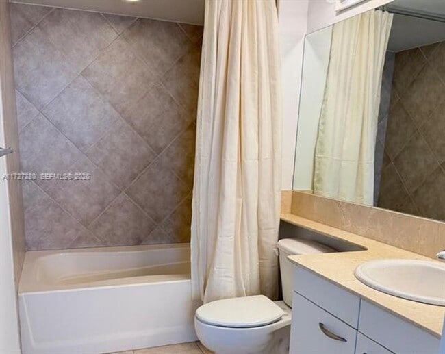 Building Photo - 2080 S Ocean Dr
