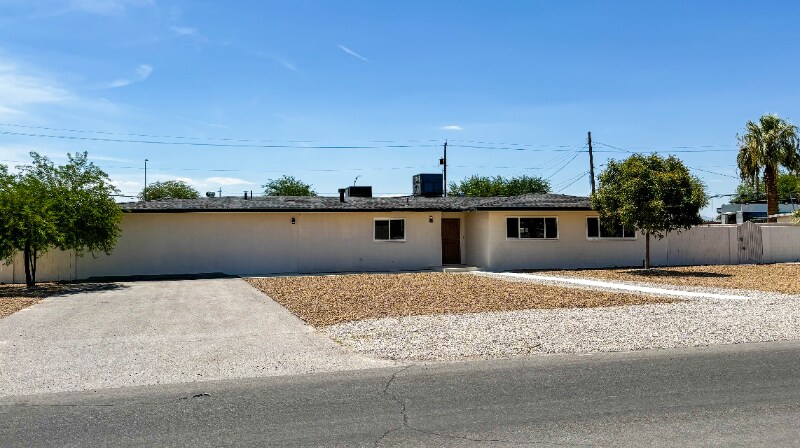 Building Photo - 1733 Ophir Dr