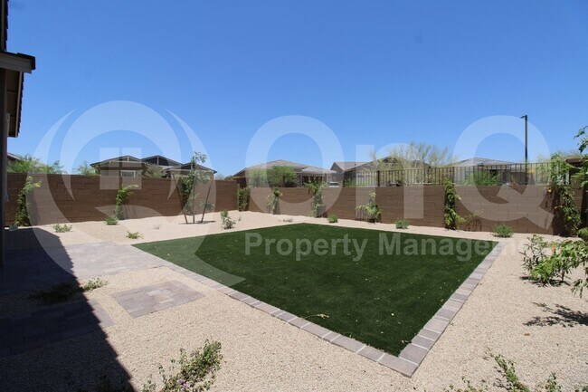 Building Photo - 2064 W Sienna Bouquet Pl