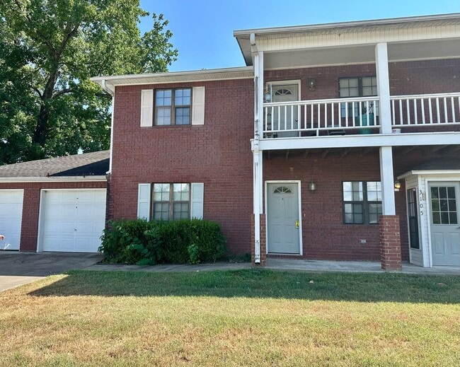 Primary Photo - 3105 W 2nd Ct