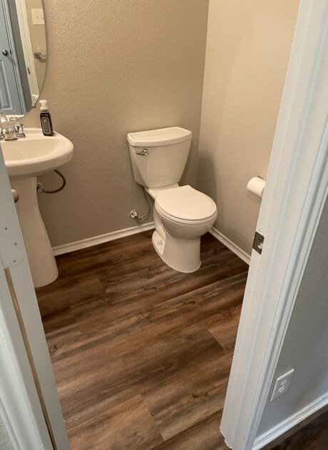 Building Photo - 9020 Garden Springs Dr