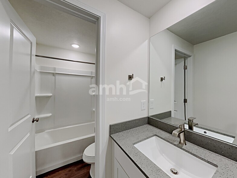 Building Photo - 1436 Allen Ln