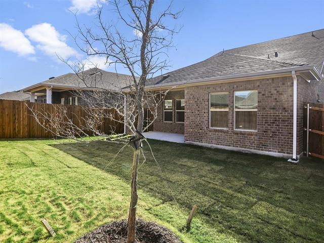 Building Photo - 208 Goosewood Dr