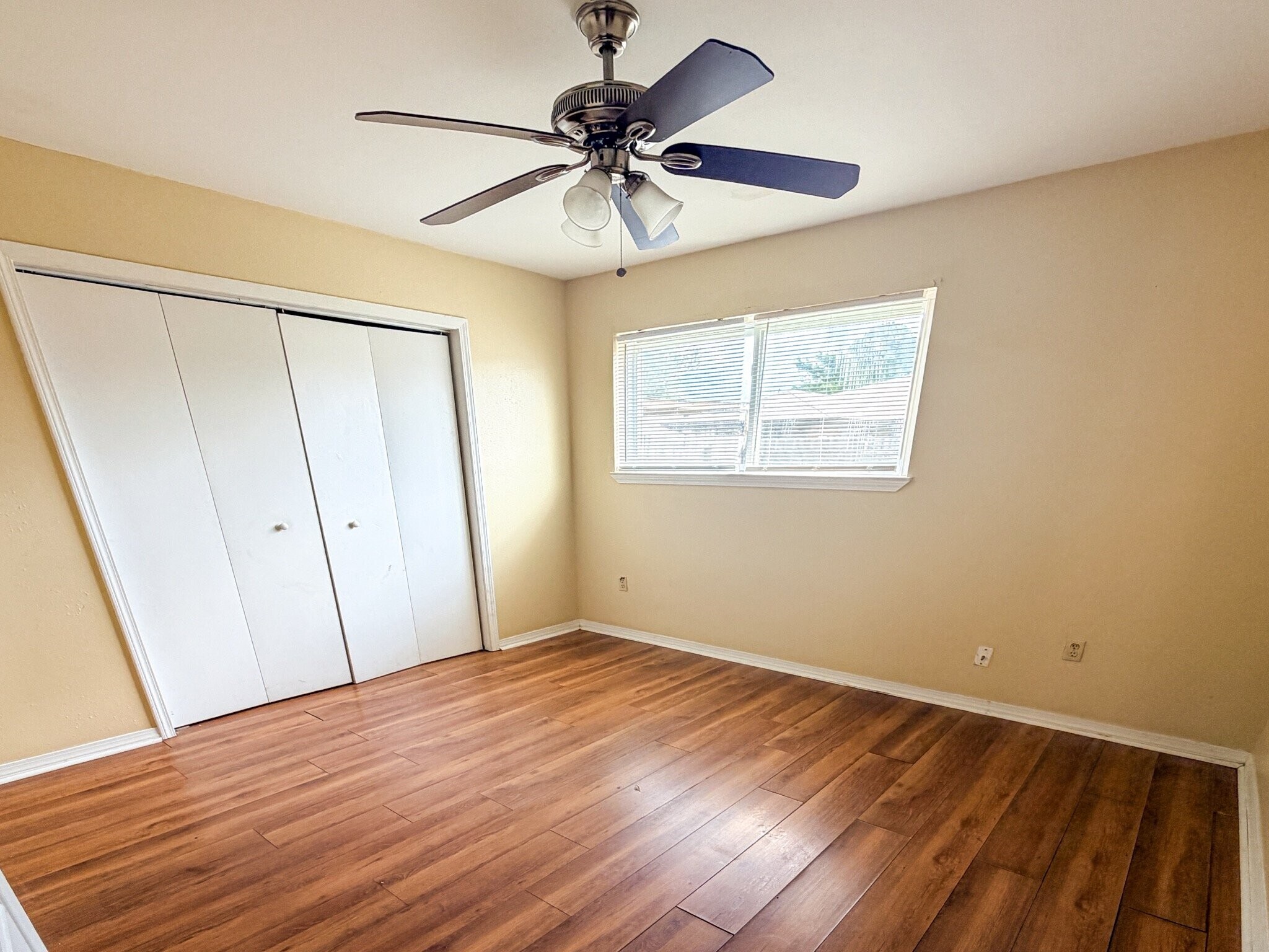 Building Photo - 7621 Alabama St