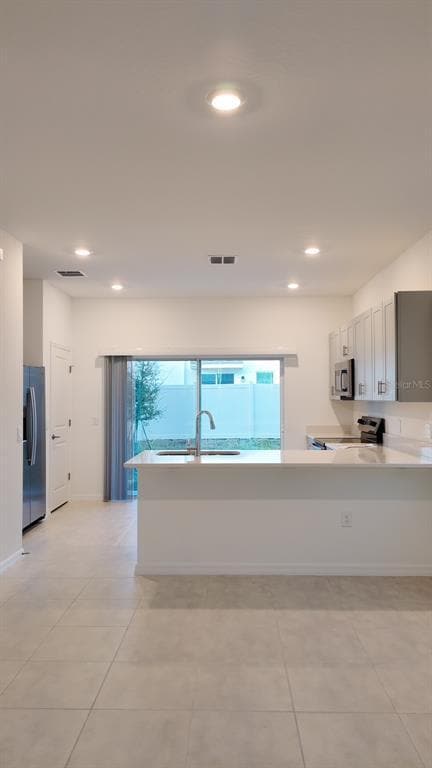 Building Photo - 3240 Skyline Lp